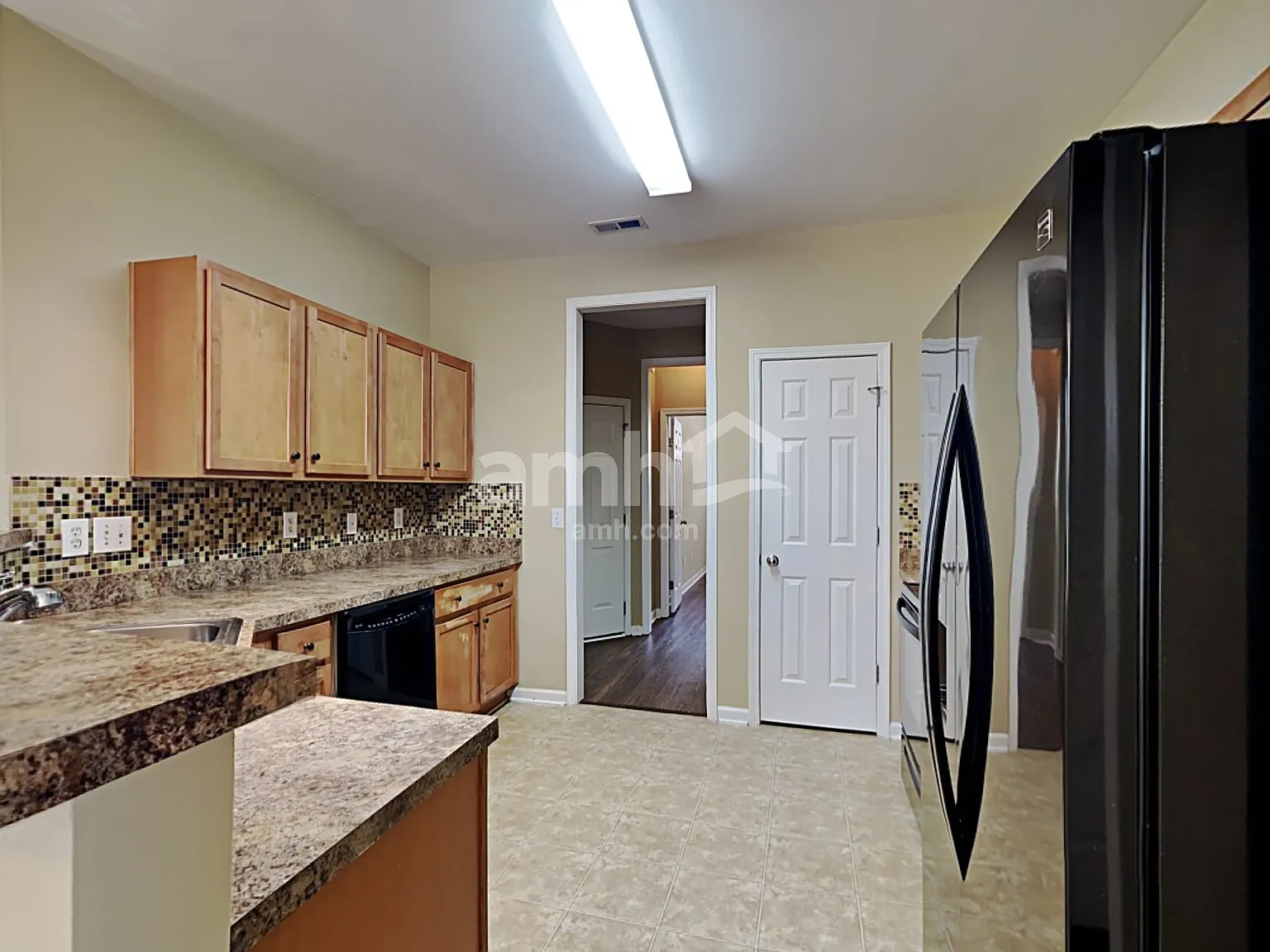 3 bed, 2.0 bath, 1344 sqft, $1,825 — Photo 4