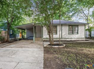 933 Haynes St, San Marcos, TX 78666