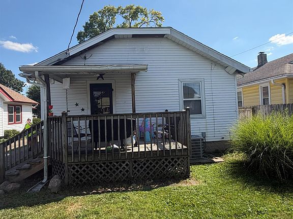 4th image of 1044 Clinton Ave
