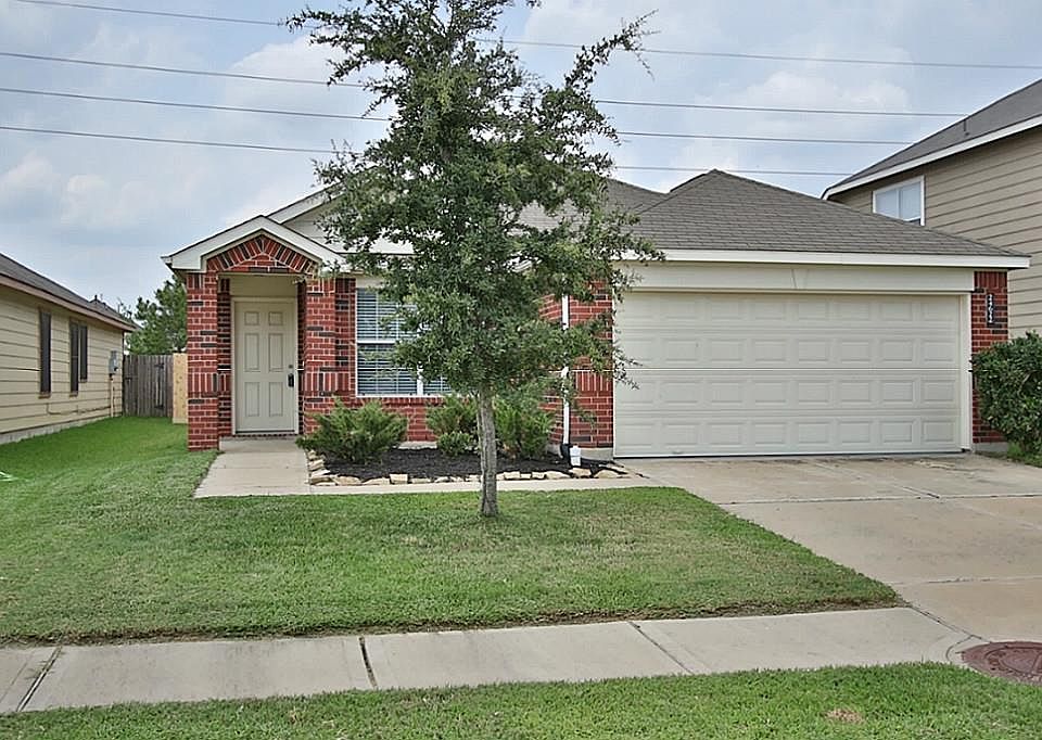 1st image of 24622 Lakecrest Village Dr