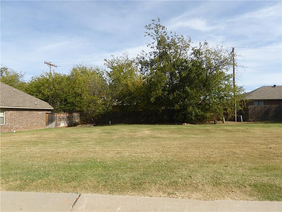 2nd image of 12404 Hidden Forest Blvd