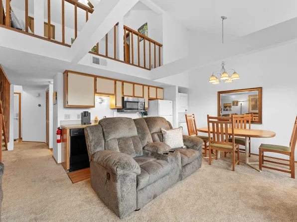 3 Memory Lane #6, Branson, MO 65616