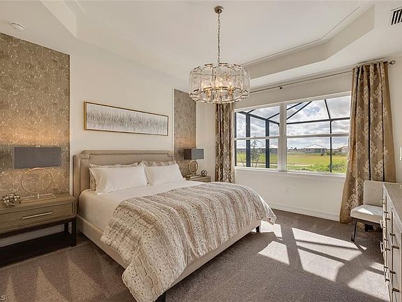 4th image of 417 Grace Bay LN