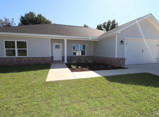 2140 Chapparal St, Navarre, FL 32566