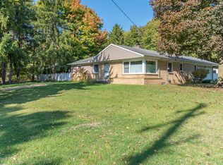867 Dobbin Dr, Kalamazoo, MI