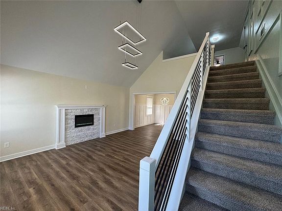 4th image of 4106 Eastham Rd
