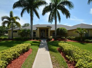 773 Carriage Ln, Merritt Island, FL 32952