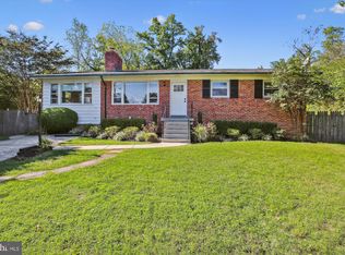 13705 Frankfort Ct, Rockville, MD 20853
