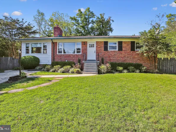 13705 Frankfort Ct, Rockville, MD 20853