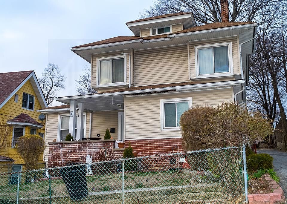 1st image of 7 Highland Ave