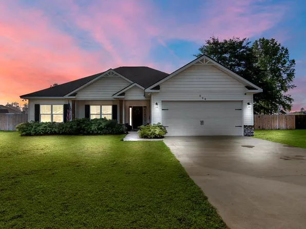 294 Pecan Dr NE, Ludowici, GA 31316