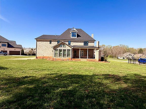 4th image of 8110 Rolling Fields Rd #48