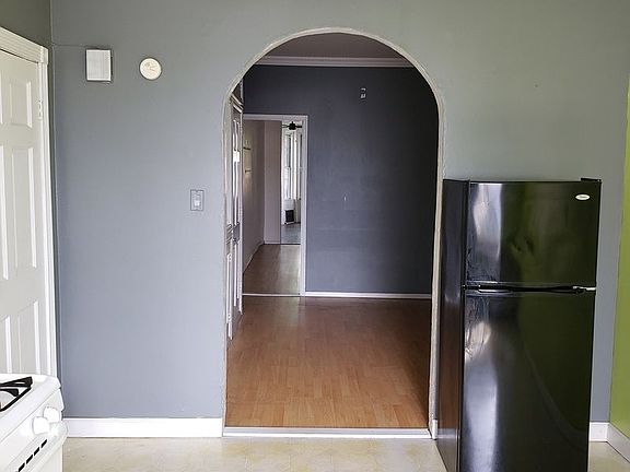 4th image of 179 Russell St APT 3L