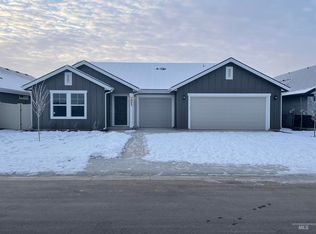7643 E Savanna River St, Nampa, ID 83651