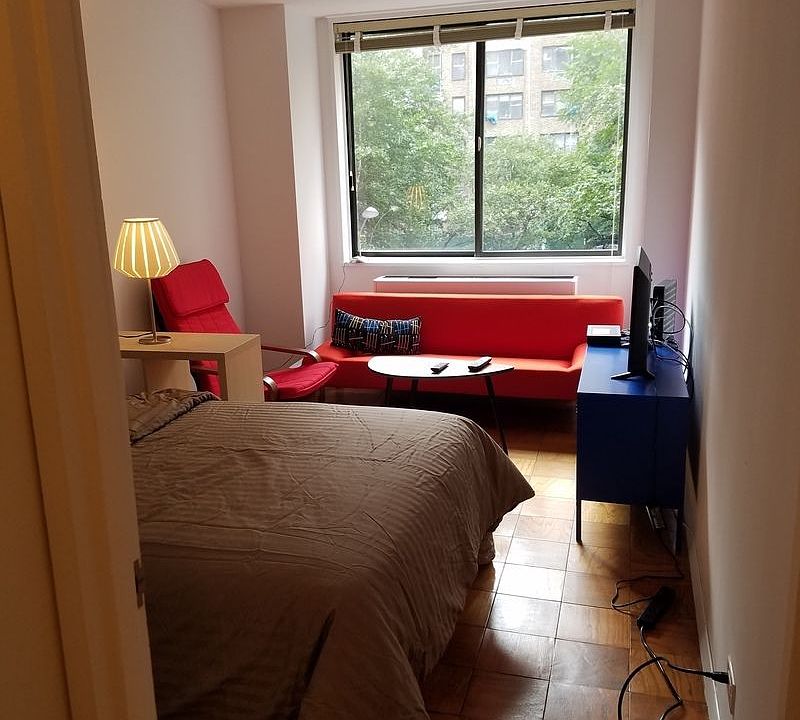 1st image of 429 E 52nd St APT 5D