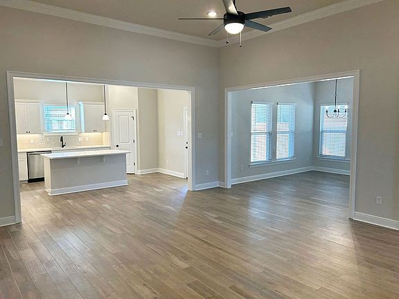 Photos are of a similar plan Henri III G