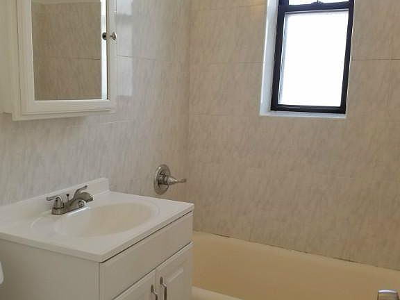 3rd image of 4309 47th Ave APT 3F