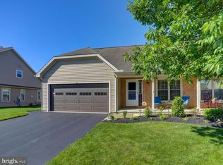 38 Patience Ln, Ephrata, PA 17522