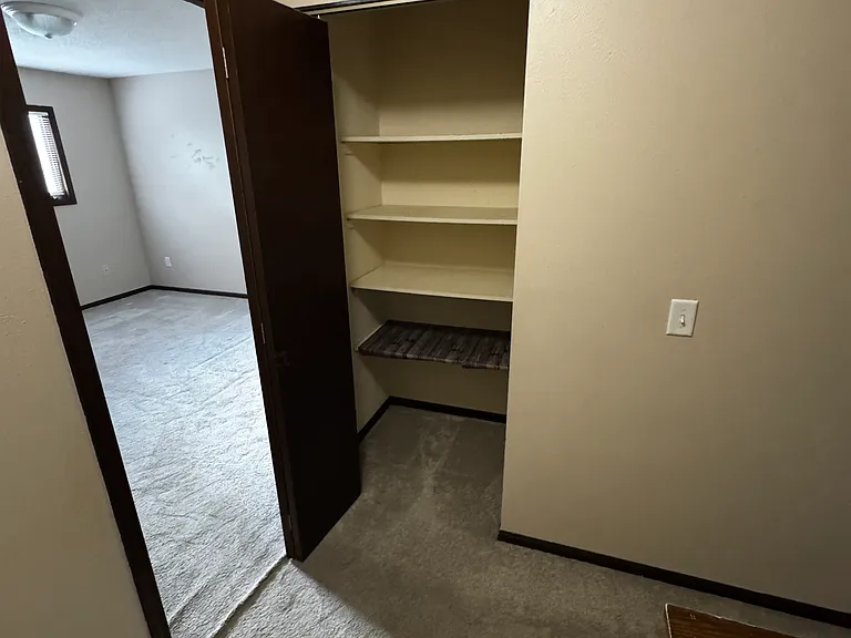 3951 Fairwood Dr — Photo 20