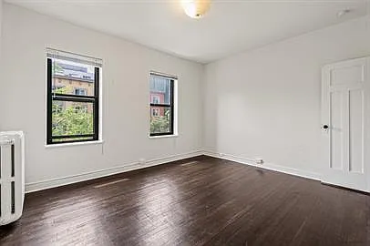 Adams Apartments — Photo 13