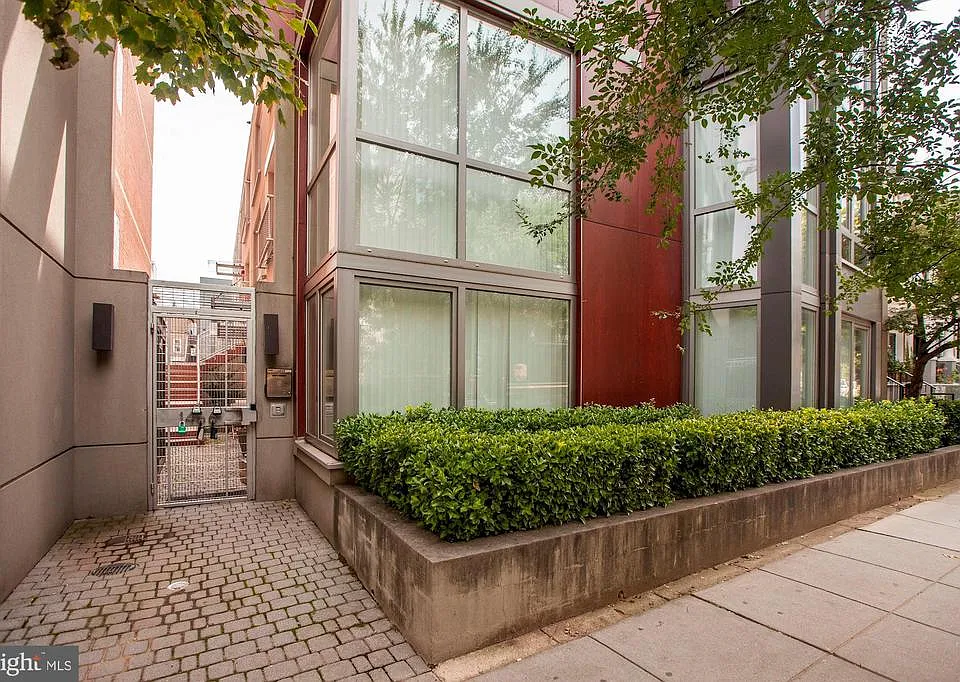 Harvard Lofts. Built in 2009, 12 units total.