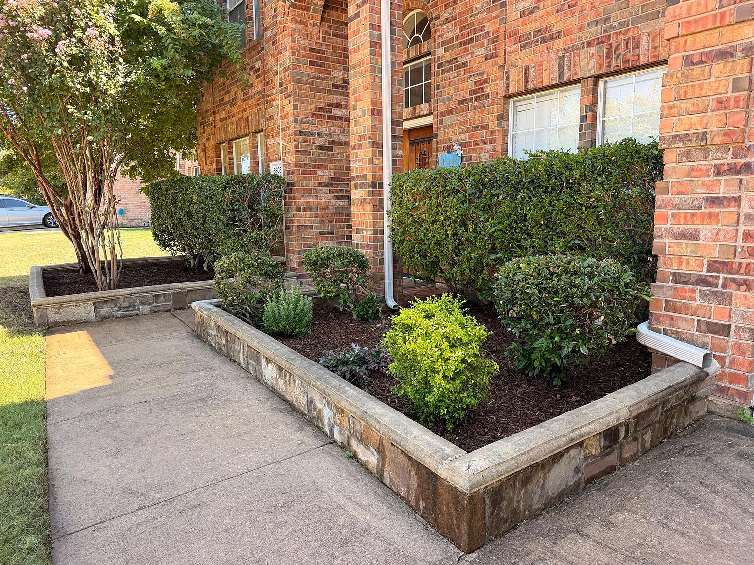 5 bed, 3518 sqft, $3,695 — Photo 3