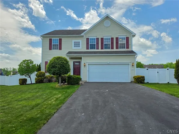 5563 Perth Crse, Clay, NY 13041