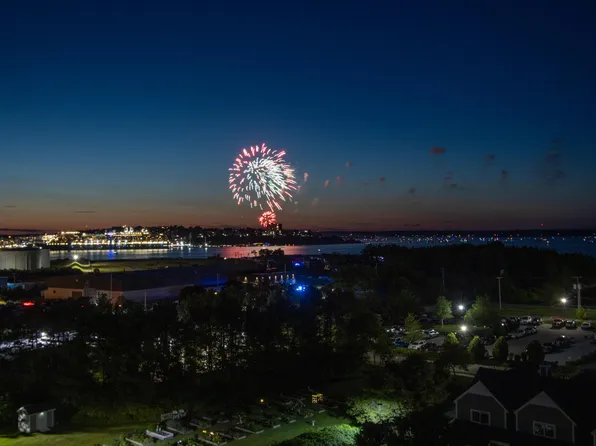 148 Breakwater Drive #808, South Portland, ME 04106