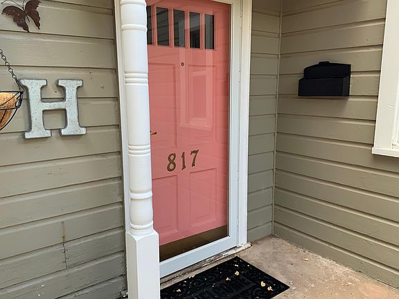 4th image of 817 Davis Dr