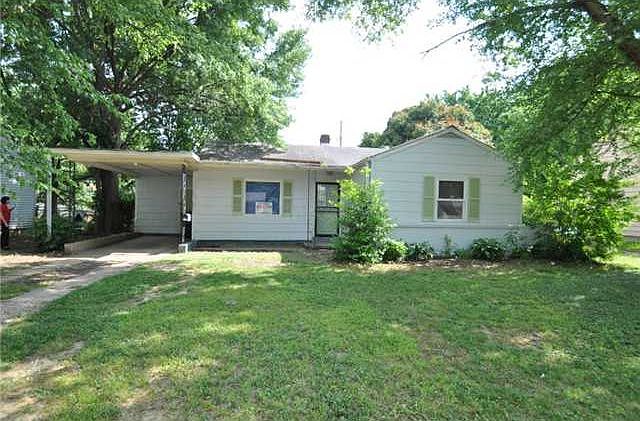 1st image of 4111 Meadow Dr