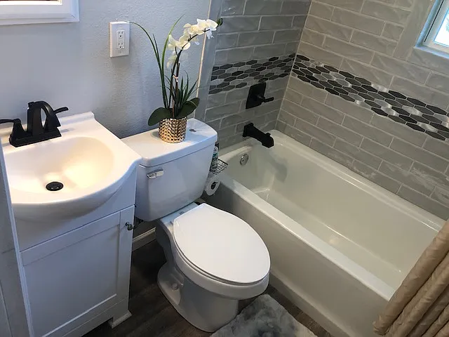 6127 Lexington Ave #B — Photo 14