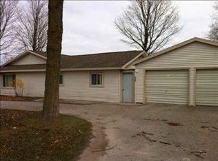5726 Loeb Rd, Charlevoix, MI 49720