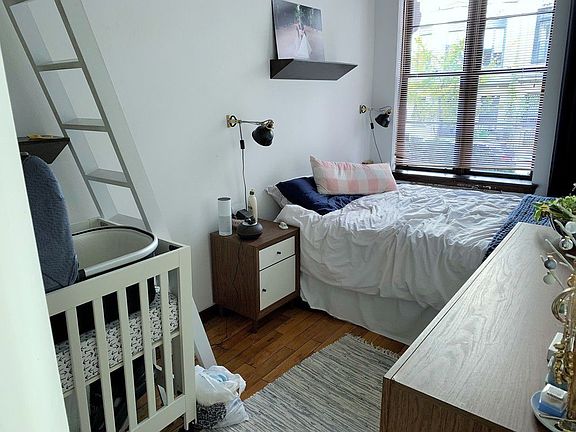 5th image of 20 W 85th St APT 1A
