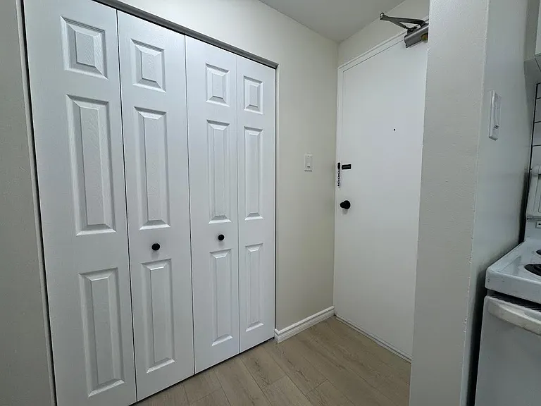 355 Clyde Rd #7 — Photo 10