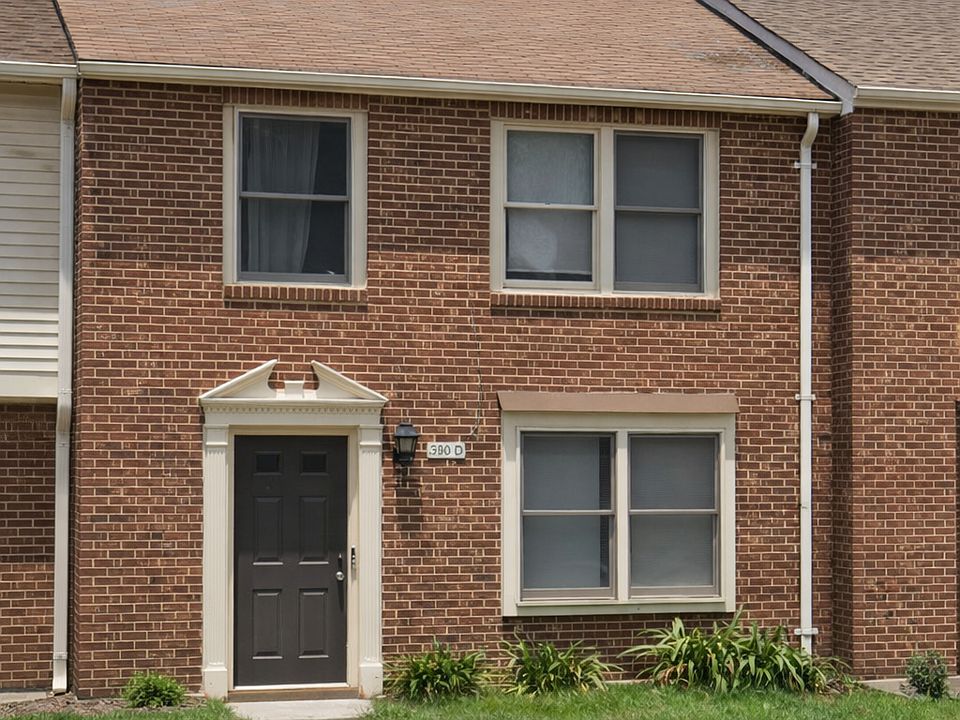 1st image of 390 Jury Ln Unit D