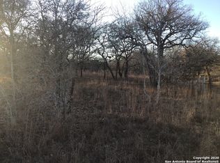 623 Bent Bow Trl, La Vernia, TX 78121