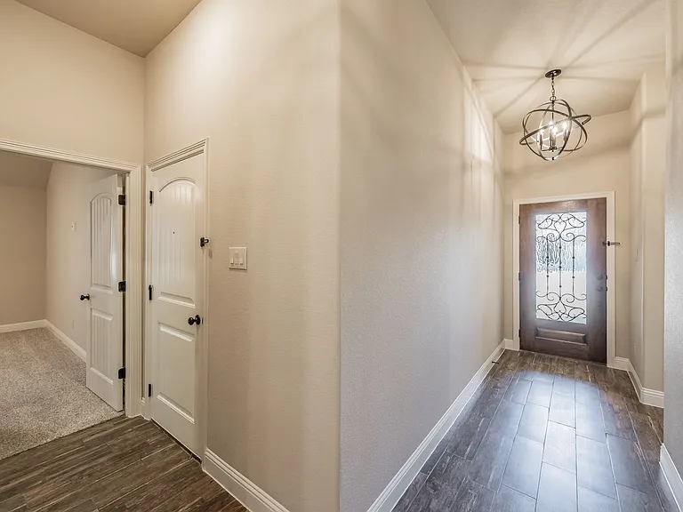 1625 Town Creek Cir — Photo 6