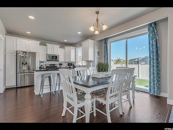 4th image of 616 W Andrews Ln