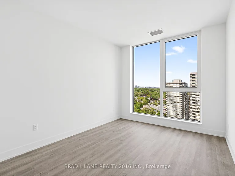 25 Cordova Ave #Penthouse 14 — Photo 7