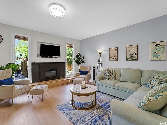 3rd image of 19 Barr PLACE