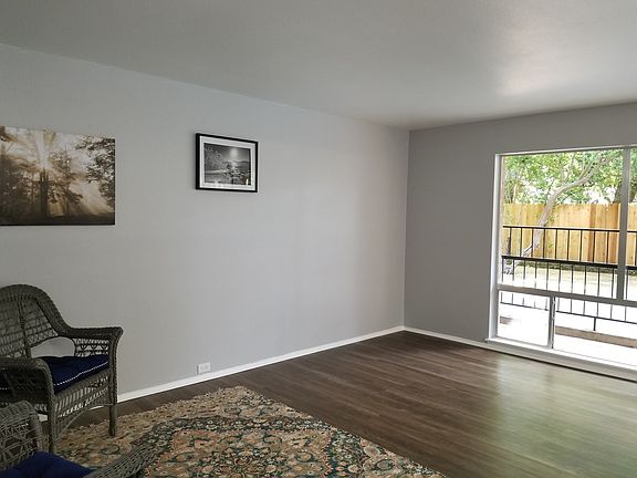 4th image of 133 Parland Pl Unit 6