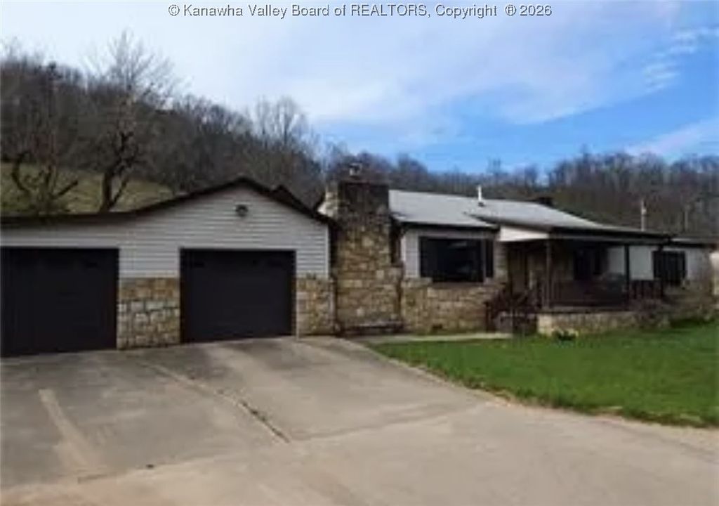 Apartment in Nitro, Kanawha - View 3