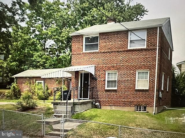 1st image of 5364 Ames St NE