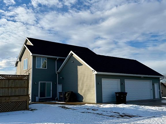 2nd image of 1410 S Prospect St