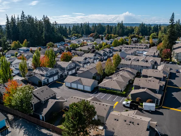 Chelsea Village Townhomes