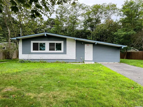 808 Scherger Avenue, East Patchogue, NY 11772