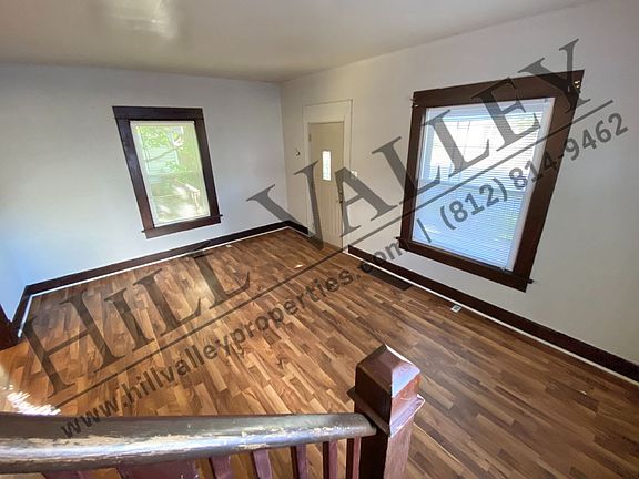 4th image of 1111 Hulman St
