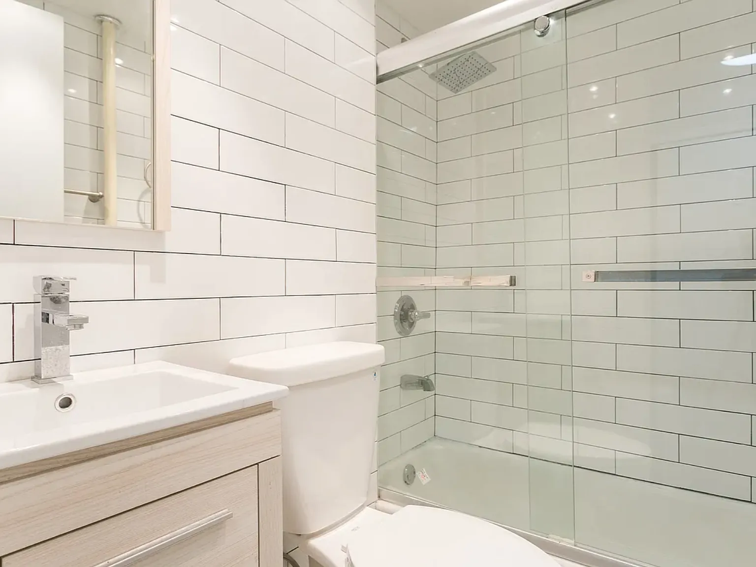 456 West 22nd Street — Photo 4