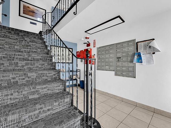 5th image of 2091 California St APT 121