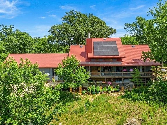 2nd image of 45 Bluff Rd